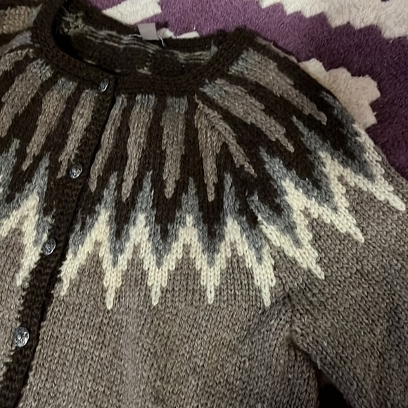 Cozy wool blend Fair Isle cardigan - Picture 2 of 5